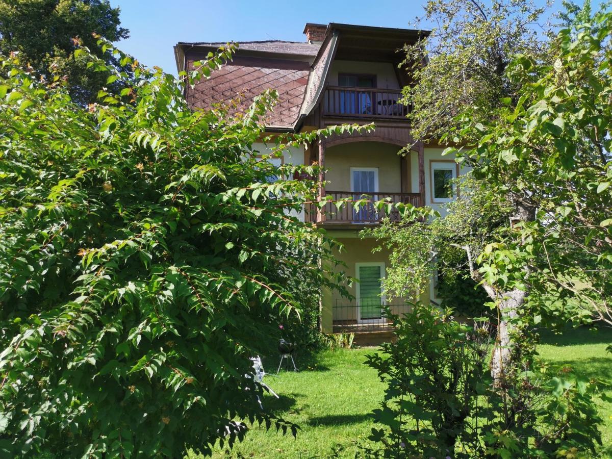 Bungalow & Apartments "Am Deber" Velden - Augsdorf Velden am Wörthersee Eksteriør bilde
