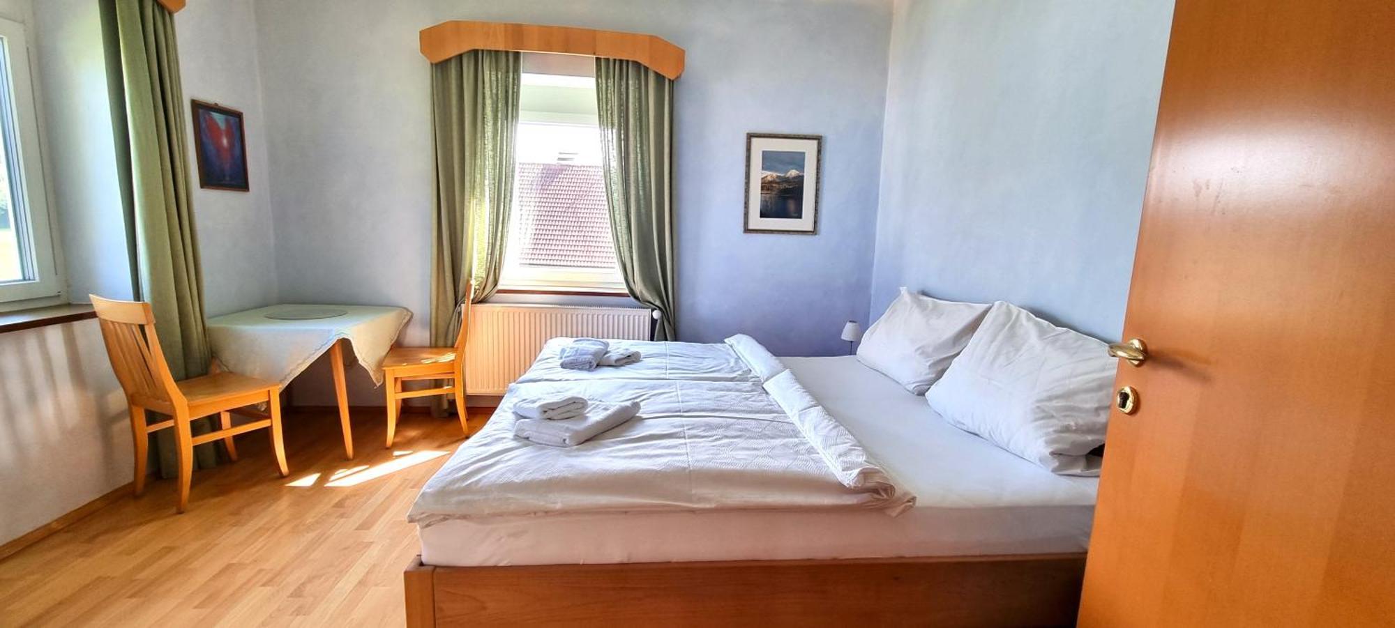 Bungalow & Apartments "Am Deber" Velden - Augsdorf Velden am Wörthersee Eksteriør bilde